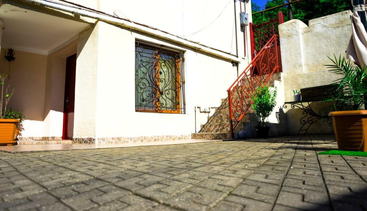 Old District Apartment Kutaisi Luaran gambar